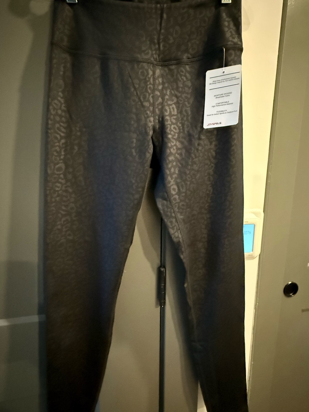 Women's Black Leopard-Print Leggings
